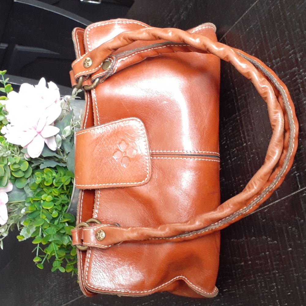 PATRICIA NASH SHOULDER BAG